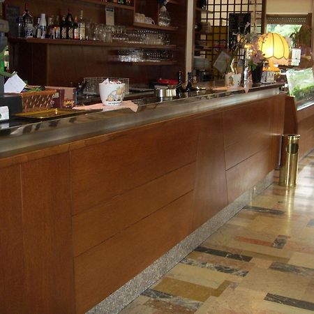Albergo Ristorante Cima I Pra' Ponte nellʼAlpi Eksteriør bilde